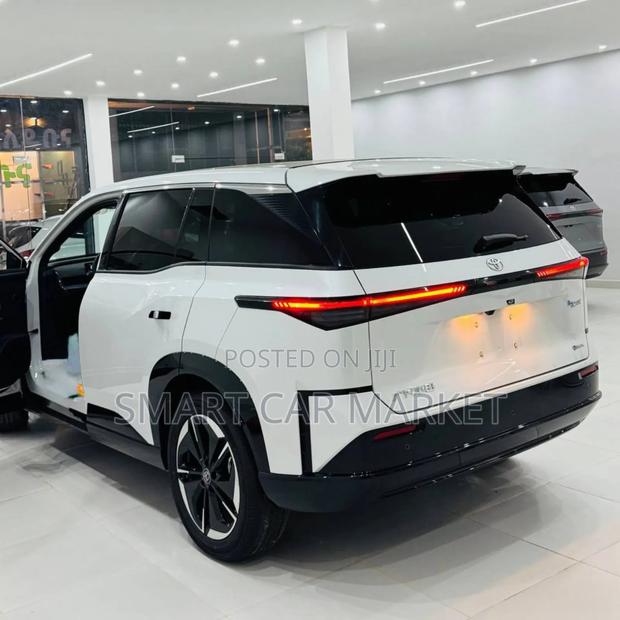 New Toyota bZ3 2025 Gray