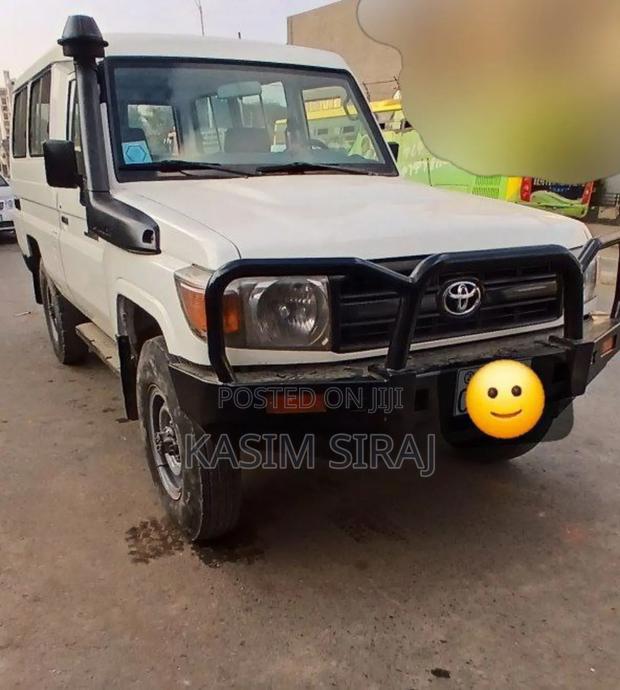 Toyota Land Cruiser 4.5 V8 TD 2016 White