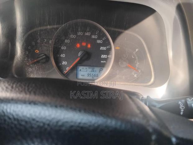Toyota RAV4 LE 4dr SUV (2.5L 4cyl 6A) 2014 Silver