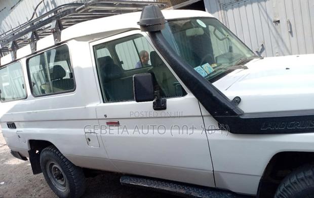 Toyota Land Cruiser 2006