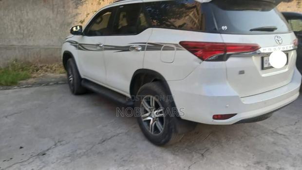Toyota Fortuner 2017 White