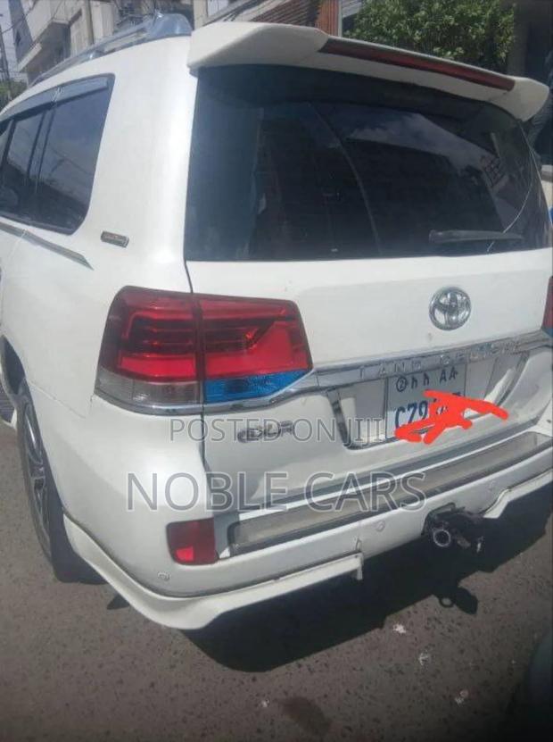 Toyota Land Cruiser 4.5 V8 GXR 2009 White