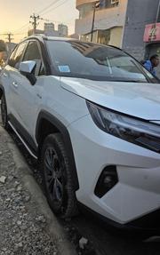 Toyota RAV4 Limited AWD 2023 White for sale