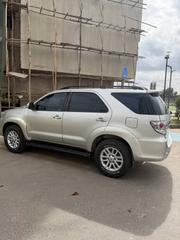 Toyota Fortuner 2.7 AWD 2010 Gold for sale