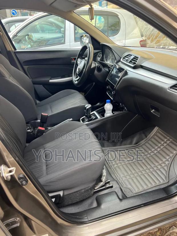 Suzuki Dzire 2022 Gray