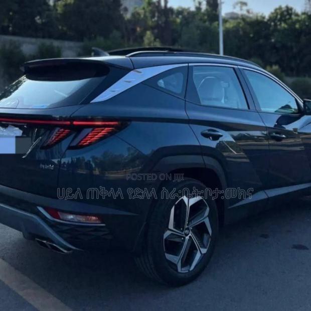 Hyundai Tucson Hybrid 2024 Black