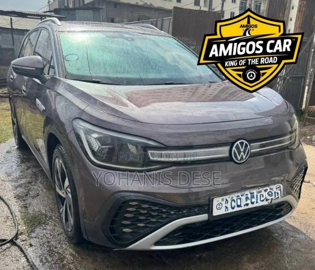 Volkswagen ID.6 2022 Purple