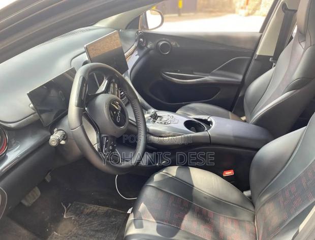 BYD E2 43 kWh 94 hp FWD 2024 Gray