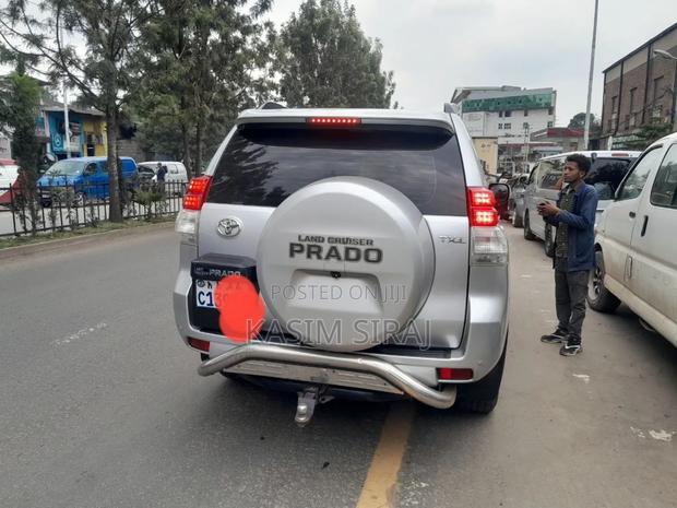 Toyota Land Cruiser Prado 2.8 D-4D 2014 Silver