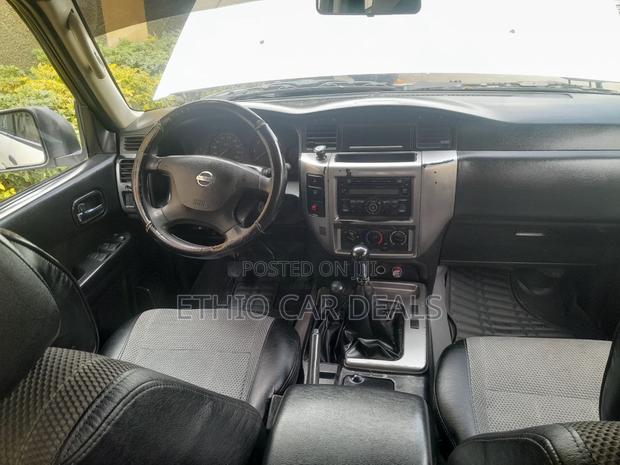Nissan Patrol 2012 White