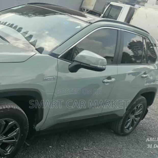 New Toyota RAV4 2024 White