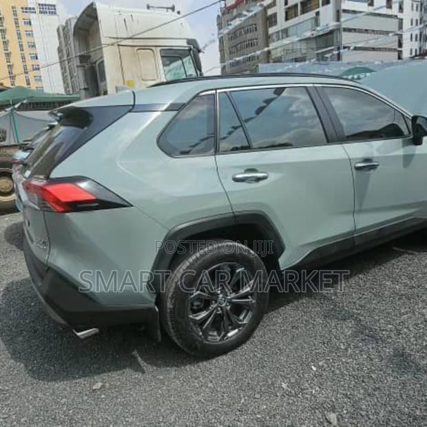 New Toyota RAV4 2024 White