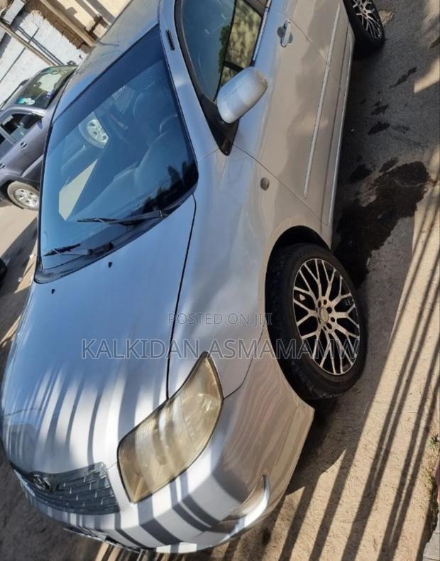 Toyota Corolla 2004 Silver
