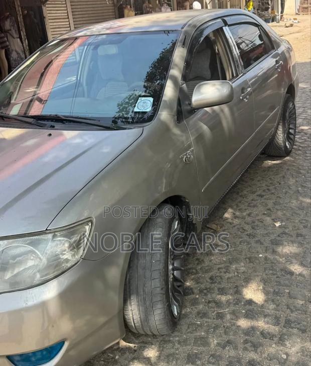 Toyota Corolla 2007 Gold