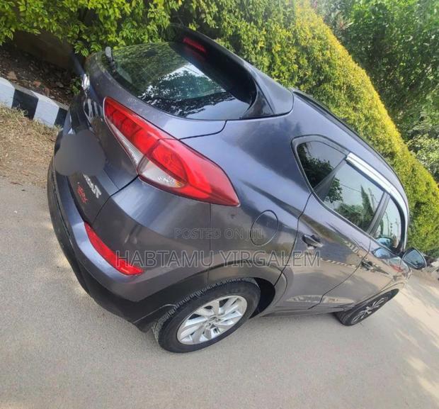 Hyundai Tucson 2018 Blue