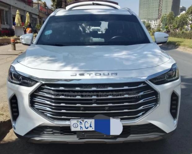 Jetour X70 Plus 2023 Ivory