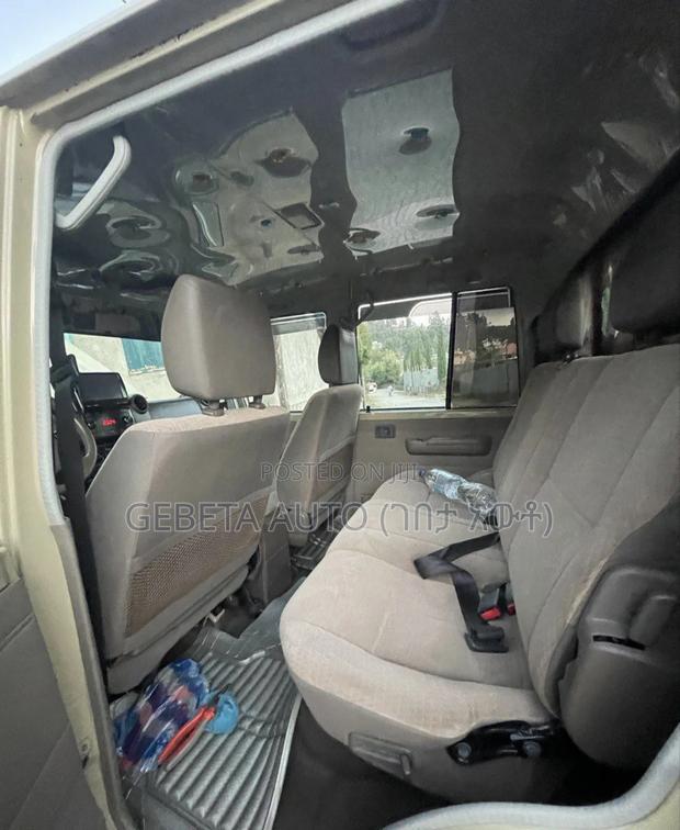 Toyota Land Cruiser 2020 Beige