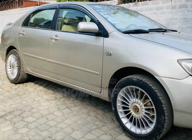 Toyota Corolla 2007 Gold