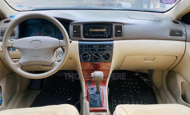 Toyota Corolla 2007 Gold
