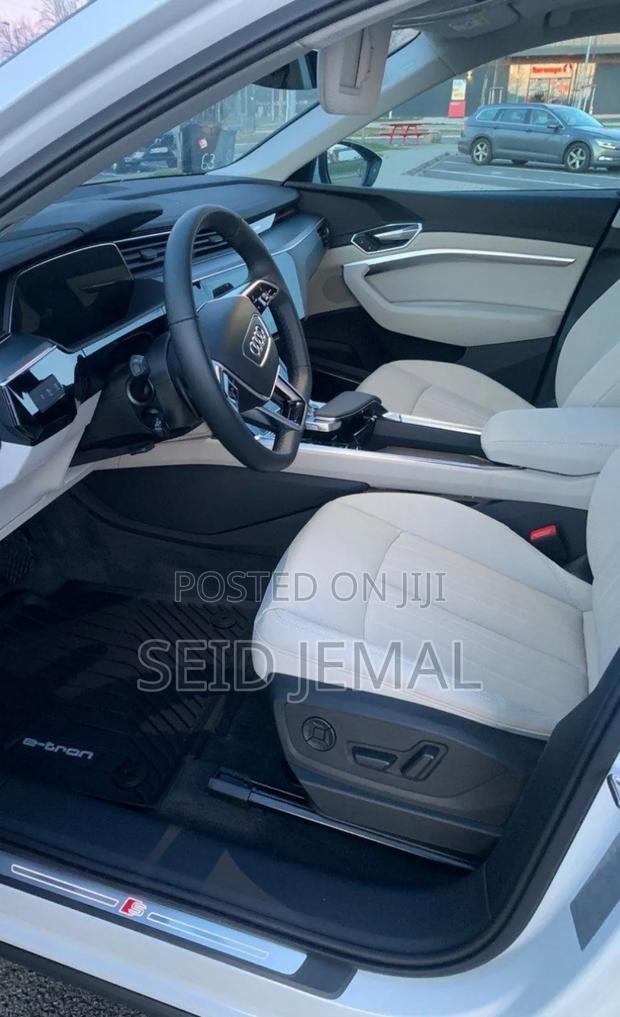 Audi e-tron GT 2025 White