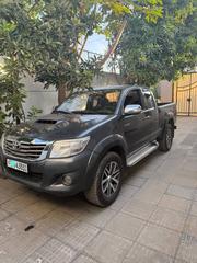 Toyota Hilux 3.0 D-4D 4x4 2015 Gray for sale