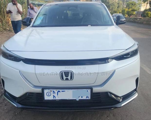 Honda e:NS1 2023 Off white