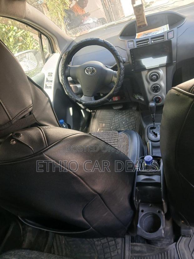 Toyota Yaris 1.3 HB T3 Spirit 2007 Silver