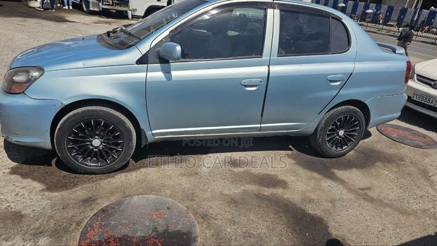 Toyota Platz 2005 Blue