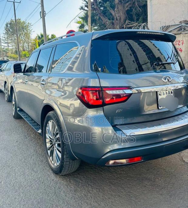 Infiniti QX80 2018 Gray