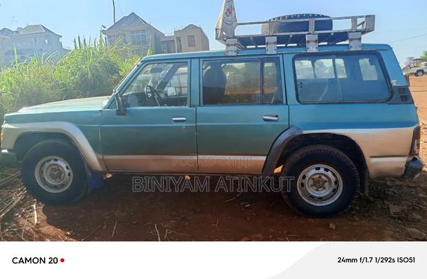 Nissan Patrol 1993 Blue