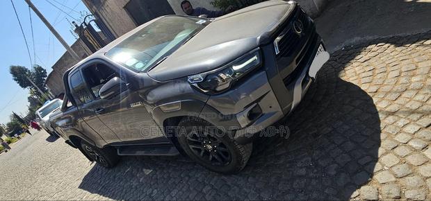 Toyota Hilux 2022