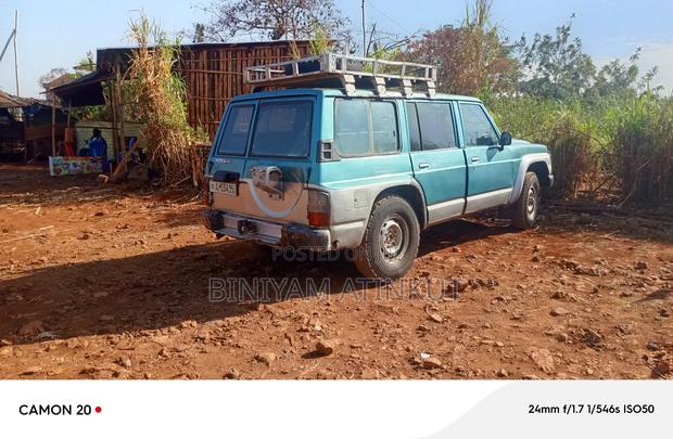 Nissan Patrol 1993 Blue