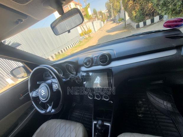 Suzuki Swift 2021 White