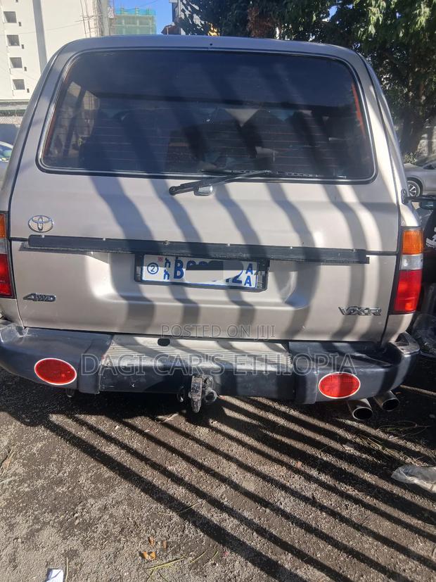 Toyota Land Cruiser 1995 Silver