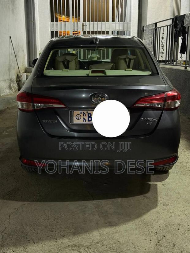 Toyota Yaris 2020 Matt Black