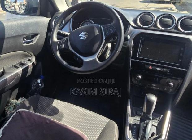 Suzuki Grand Vitara 2021 Blue