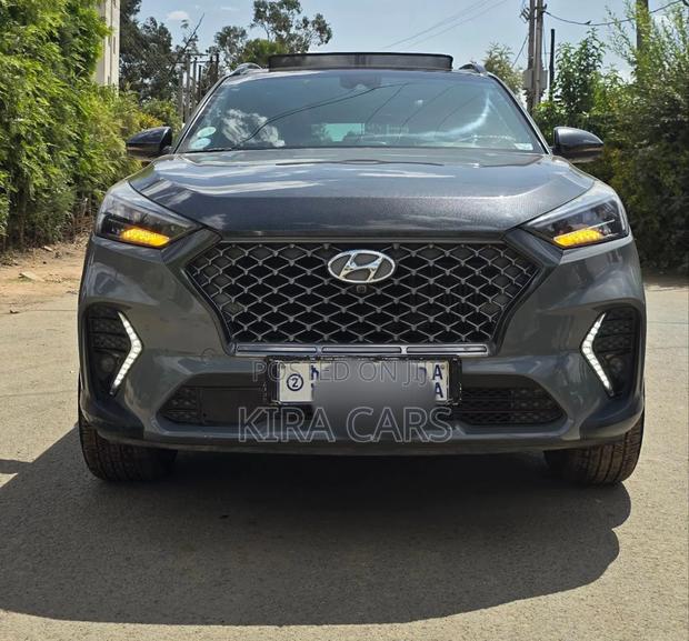 Hyundai Tucson 2020 Maroon