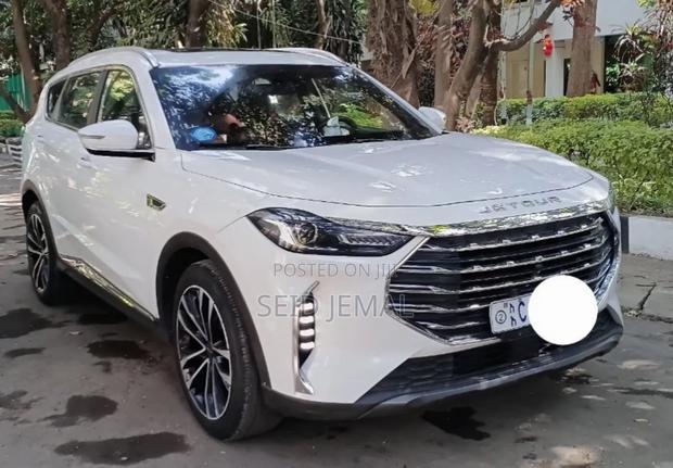 Jetour X70 Plus 2023 White
