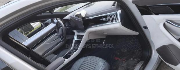 BYD Song Plus 2025 Silver