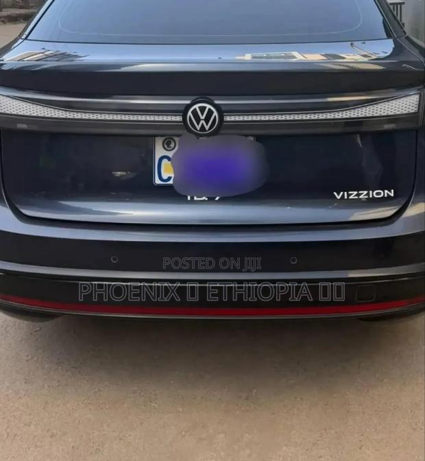 Volkswagen ID.7 2025 Gray