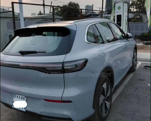 New Geely EX5 2025 Off white
