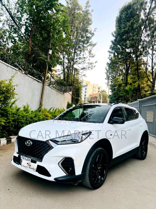 Hyundai Tucson Sport AWD 2020 White