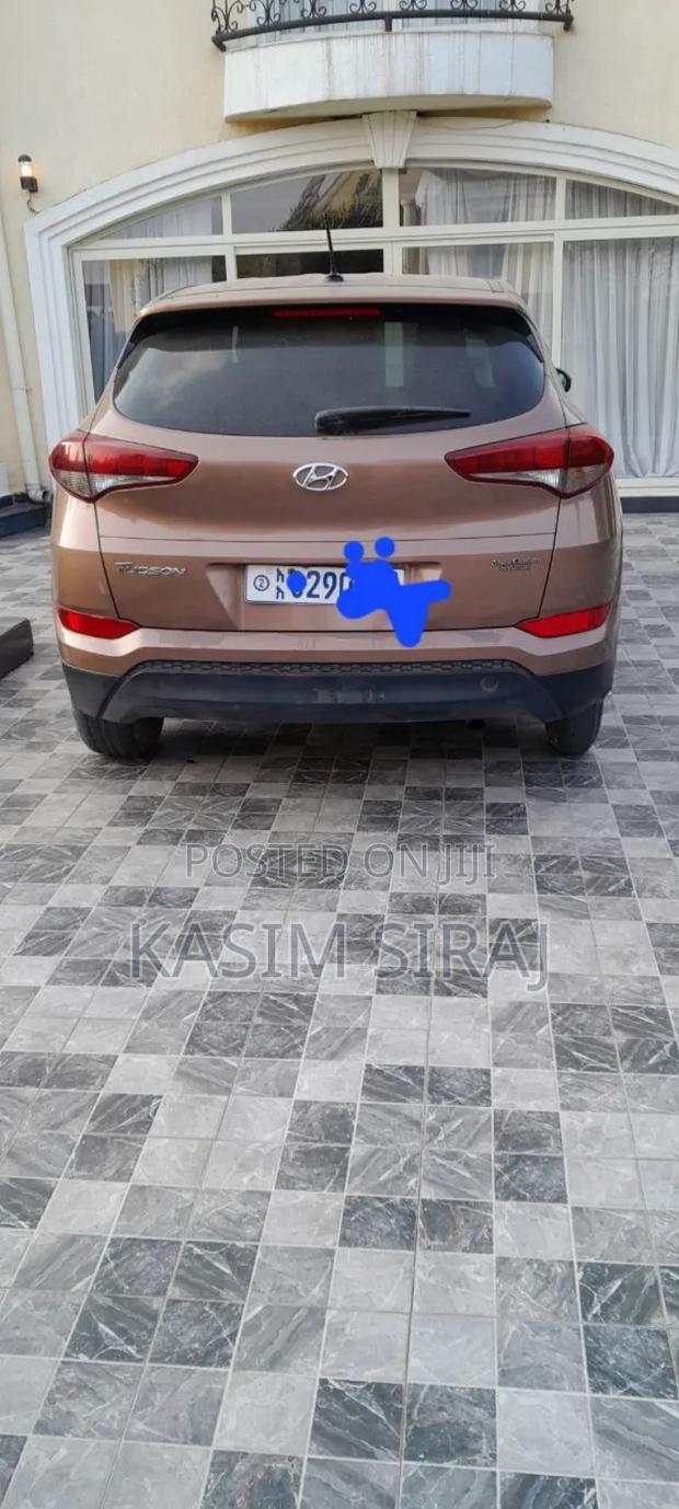 Hyundai Tucson Limited AWD 2017 Brown