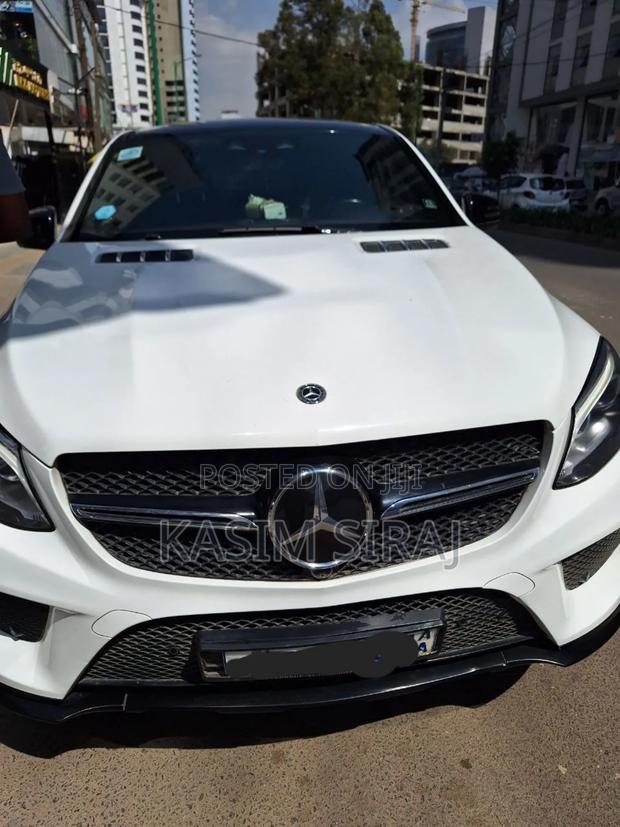 Mercedes-Benz GLE-Class 2016 White