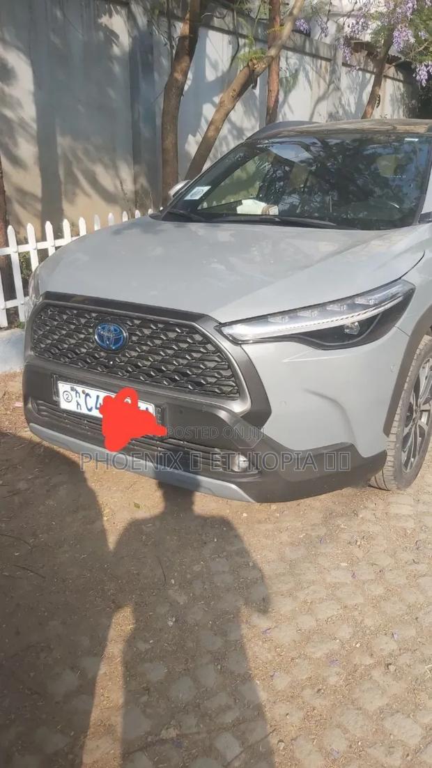 Toyota Corolla Cross Hybrid 2023 Gray