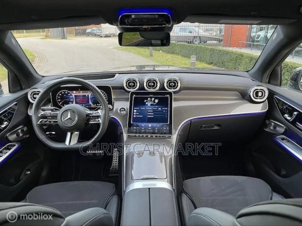 New Mercedes-Benz GLC-Class 2025 Black