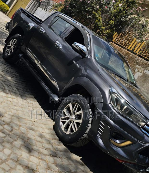 Toyota Hilux 2017