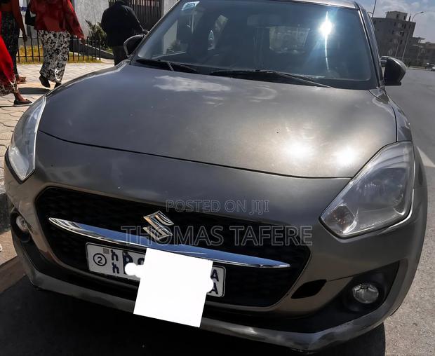 Suzuki Swift 2021 Gray