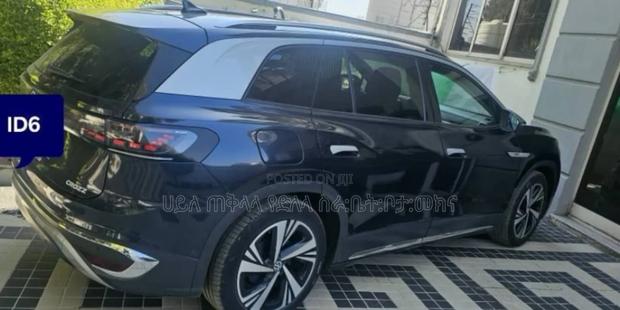 Volkswagen ID.6 2023 Matt Black