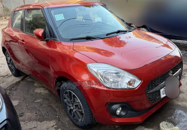 Suzuki Swift 2021 Red
